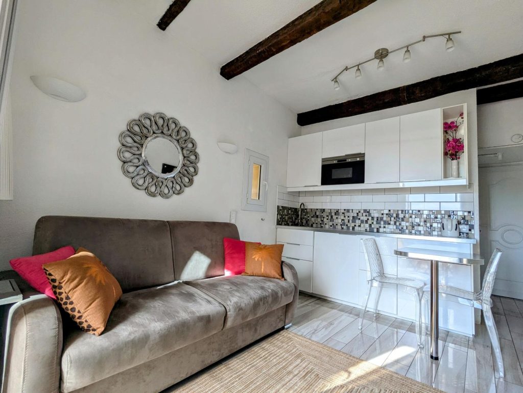 Marina view apartment — gallery image 5