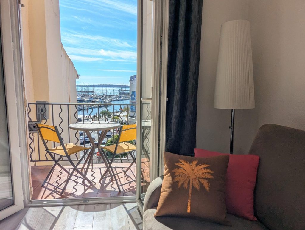 Marina view apartment — gallery image 7