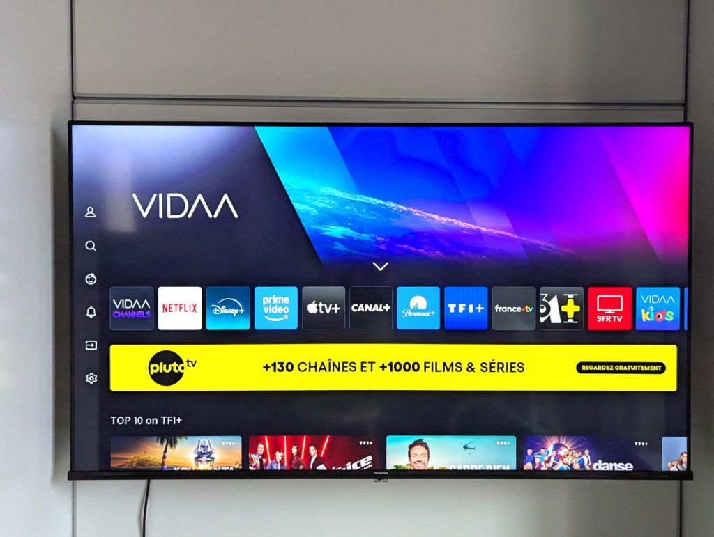 New 50" SMART TV, great quality picture